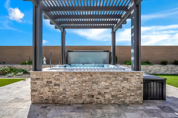 $1,159,000 | 1867 East Gillcrest Road, Gilbert, AZ 85298