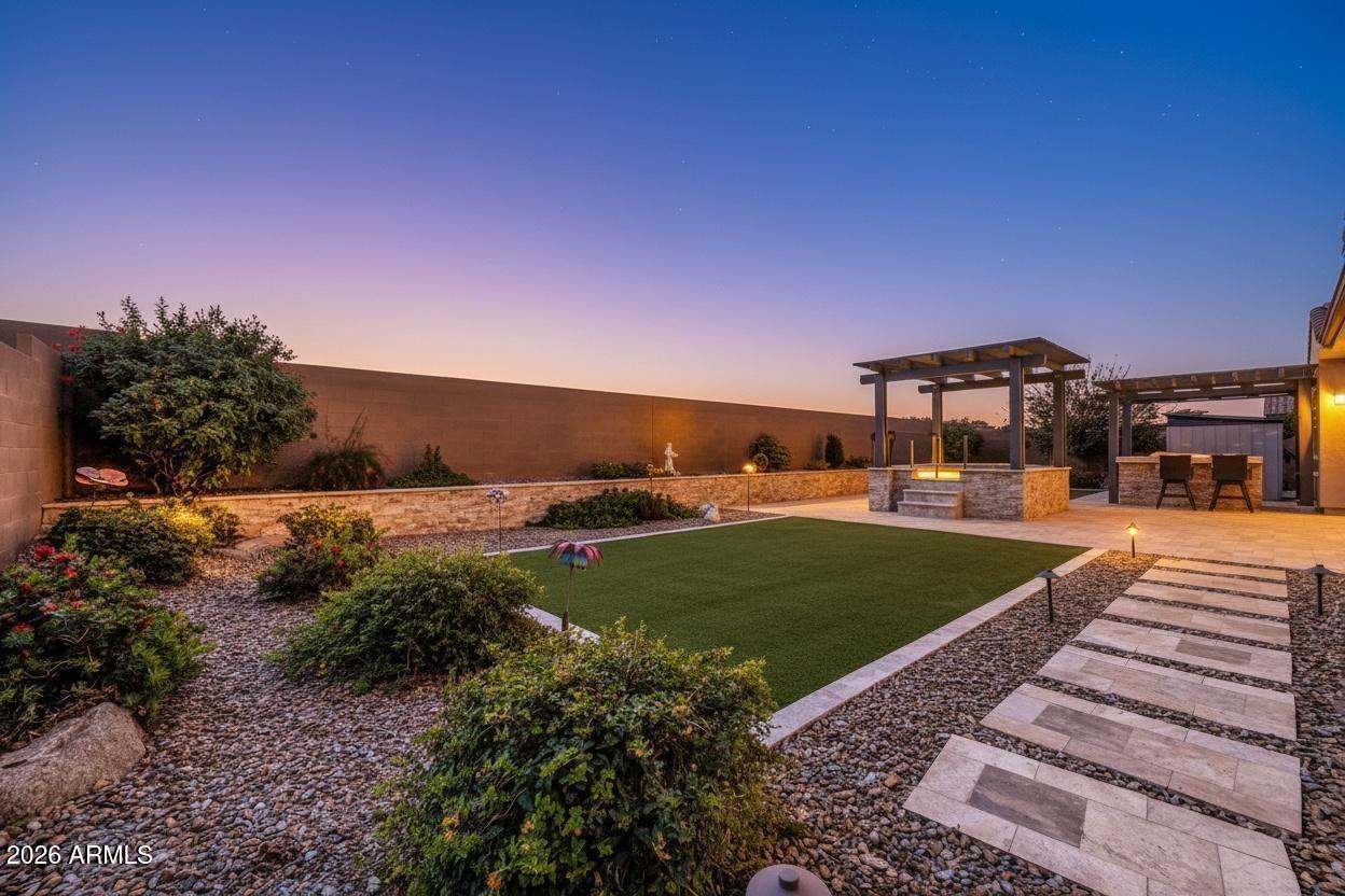 1867 East Gillcrest Road Gilbert, AZ 85298 - Photo 45 of 48 a view of a street with a building in the background