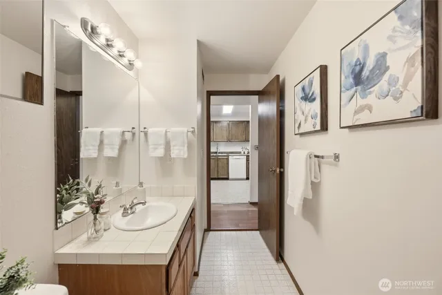 $420,000 | 2316 Northeast 89th Street, Unit 2316, Seattle, WA 98115