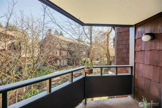 $420,000 | 2316 Northeast 89th Street, Unit 2316, Seattle, WA 98115