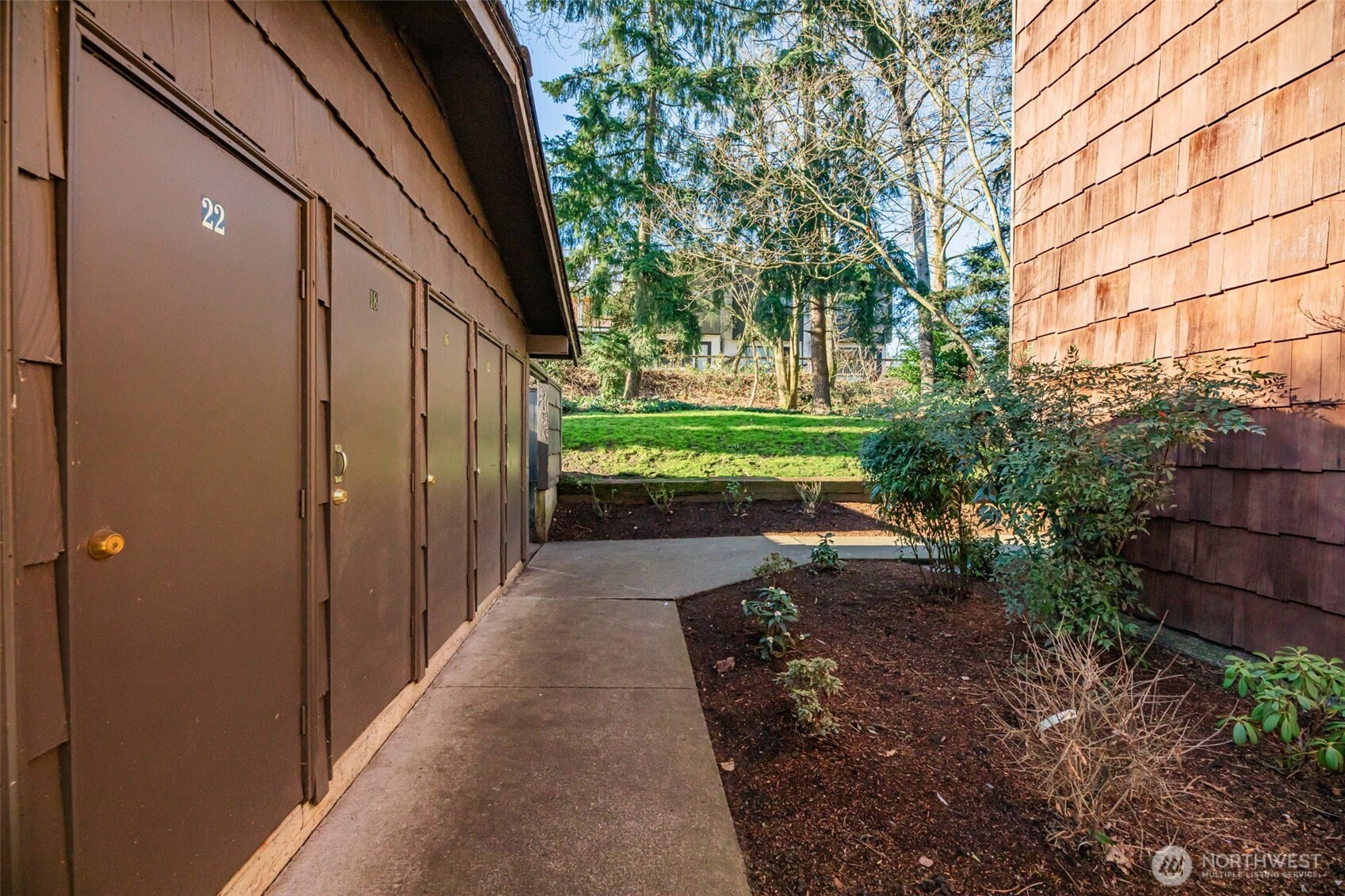 2316 Northeast 89th Street, Unit 2316 Seattle, WA 98115 - Photo 31 of 38