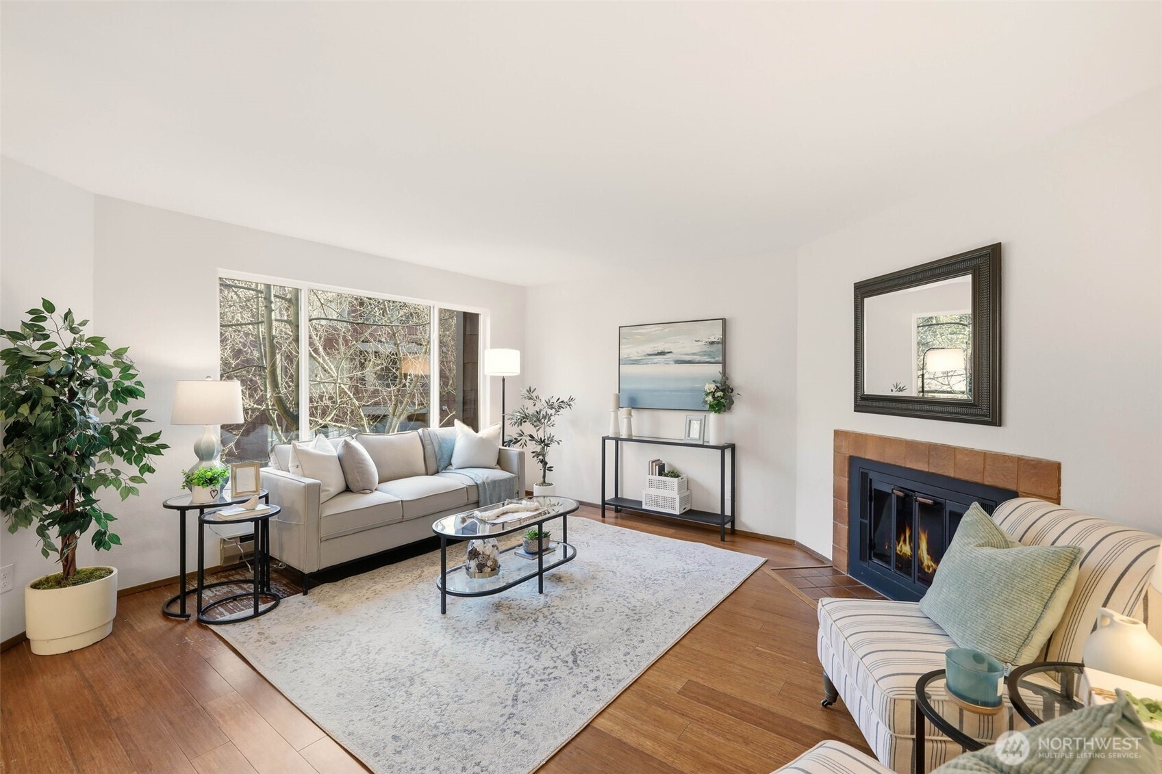 2316 Northeast 89th Street, Unit 2316 Seattle, WA 98115 - Photo 8 of 38