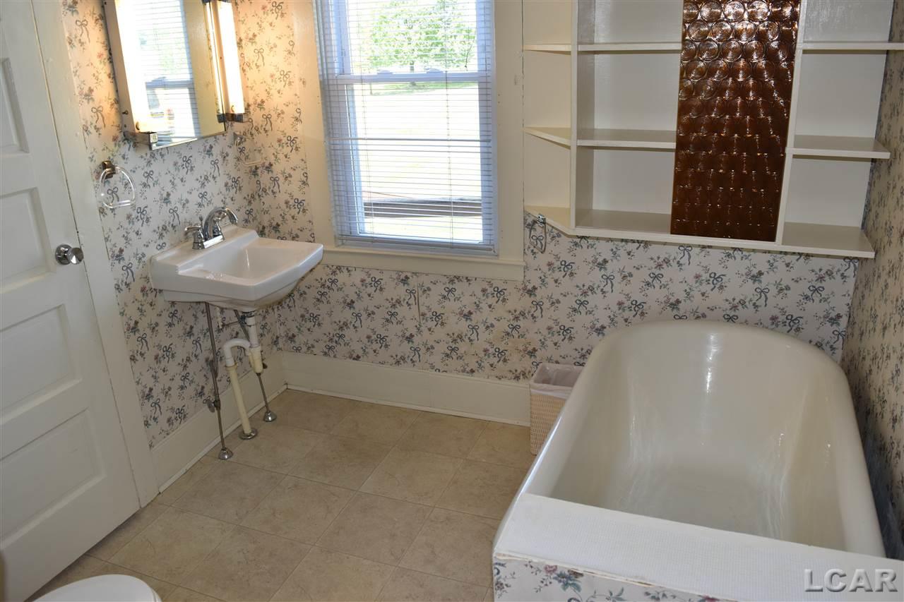9091 Elm Road Hudson, MI 49247 - Photo 17 of 28