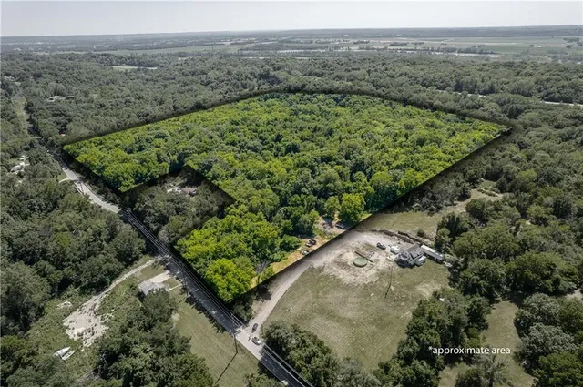 $270,000 | 3402 North 2nd Street, St. Joseph, MO 64505