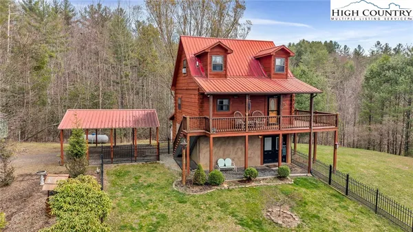 $325,000 | 461 East Hidden Mountain Lane, Crumpler, NC 28617