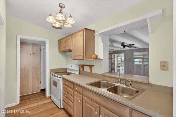 $215,000 | 7638 Crest Drive North, Jacksonville, FL 32221