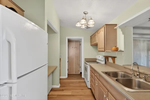 $215,000 | 7638 Crest Drive North, Jacksonville, FL 32221