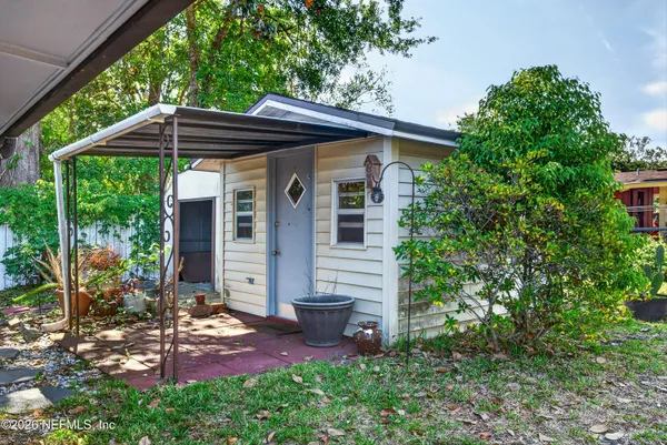 $215,000 | 7638 Crest Drive North, Jacksonville, FL 32221