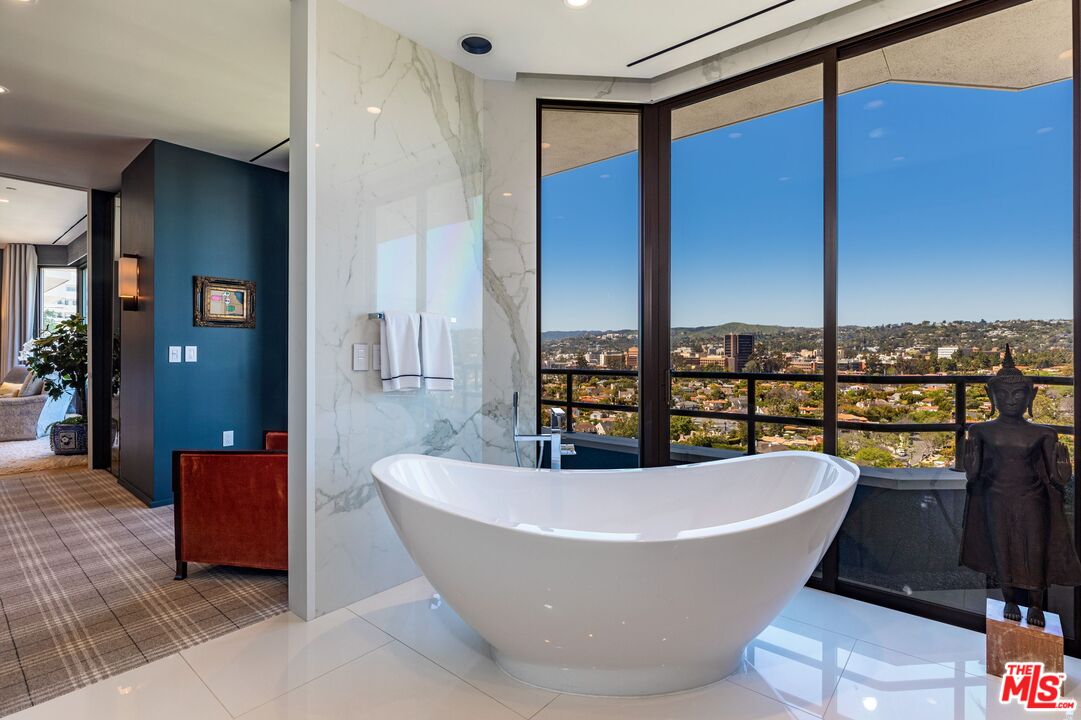 10601 Wilshire Boulevard, Unit 19E Los Angeles, CA 90024 - Photo 27 of 38