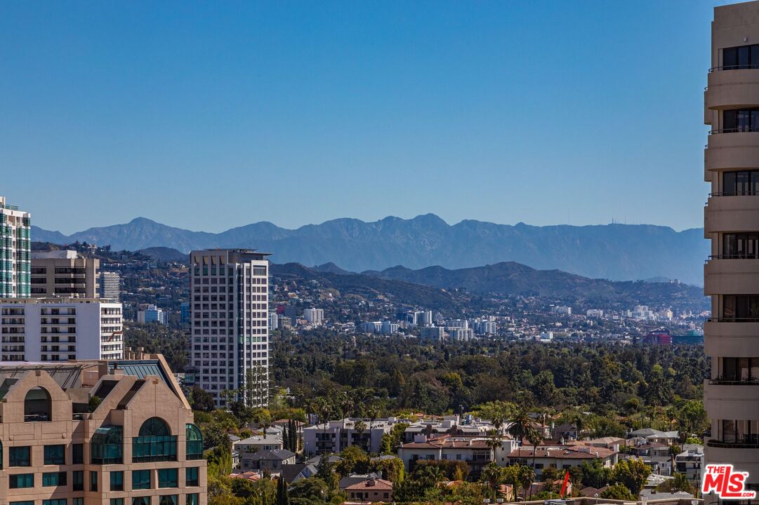 10601 Wilshire Boulevard, Unit 19E Los Angeles, CA 90024 - Photo 5 of 38 a view of city