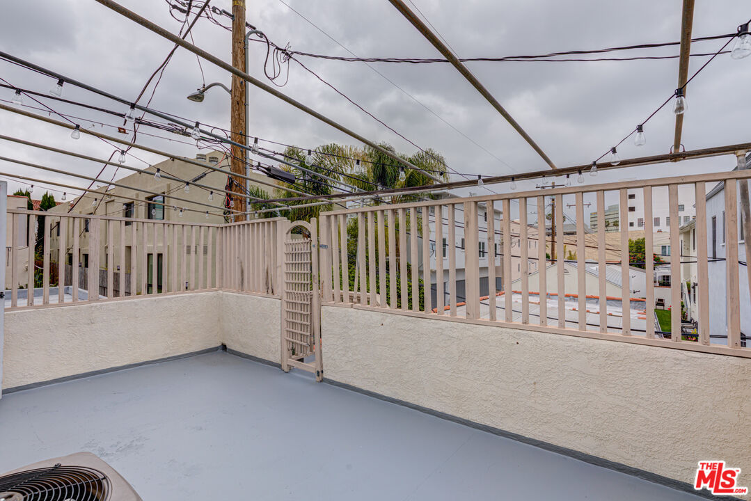 9643 Charleville Boulevard Beverly Hills, CA 90212 - Photo 17 of 21 a view of a balcony