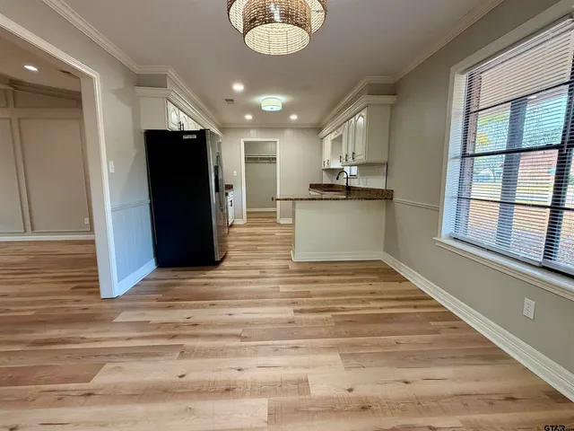 $339,900 | 404 Brookwood Drive, Mount Pleasant, TX 75455