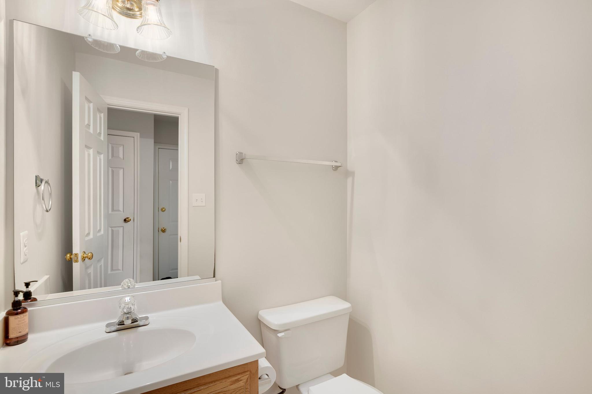 12806 Old Club Lane Reston, VA 20191 - Photo 21 of 34 Gallery Image 21