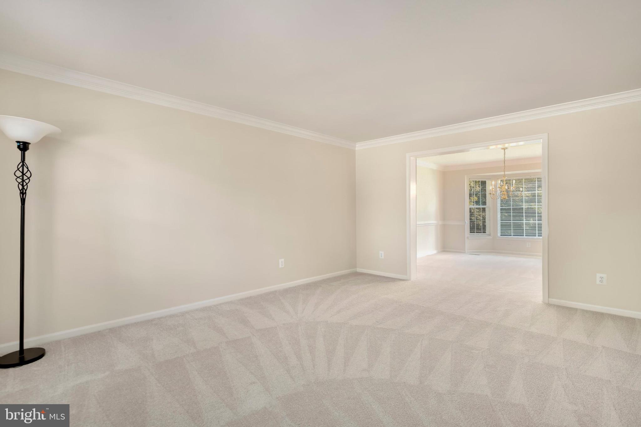 12806 Old Club Lane Reston, VA 20191 - Photo 6 of 34 Gallery Image 6