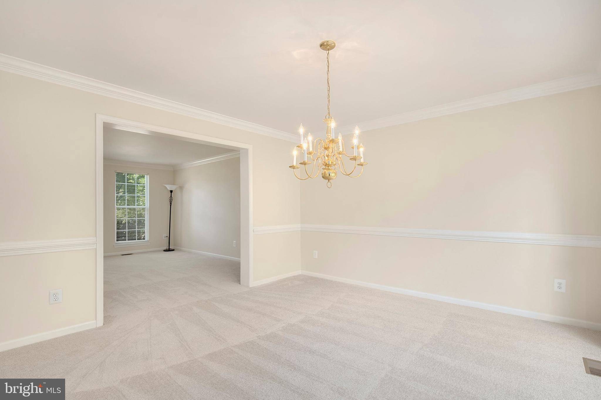 12806 Old Club Lane Reston, VA 20191 - Photo 10 of 34 Gallery Image 10