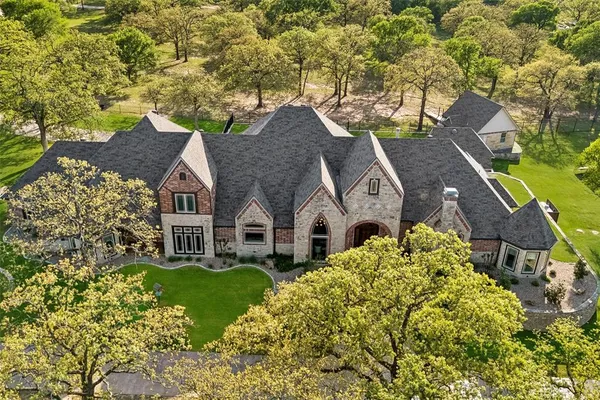 $2,975,000 | 700 Temple Hall Highway, Granbury, TX 76049