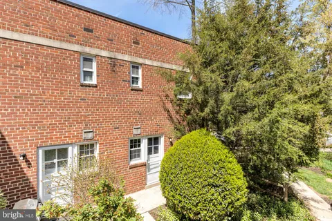 $289,000 | 1824 East-West Highway, Unit 1824, Silver Spring, MD 20910