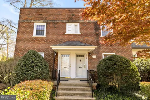 $289,000 | 1824 East-West Highway, Unit 1824, Silver Spring, MD 20910