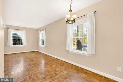 $289,000 | 1824 East-West Highway, Unit 1824, Silver Spring, MD 20910