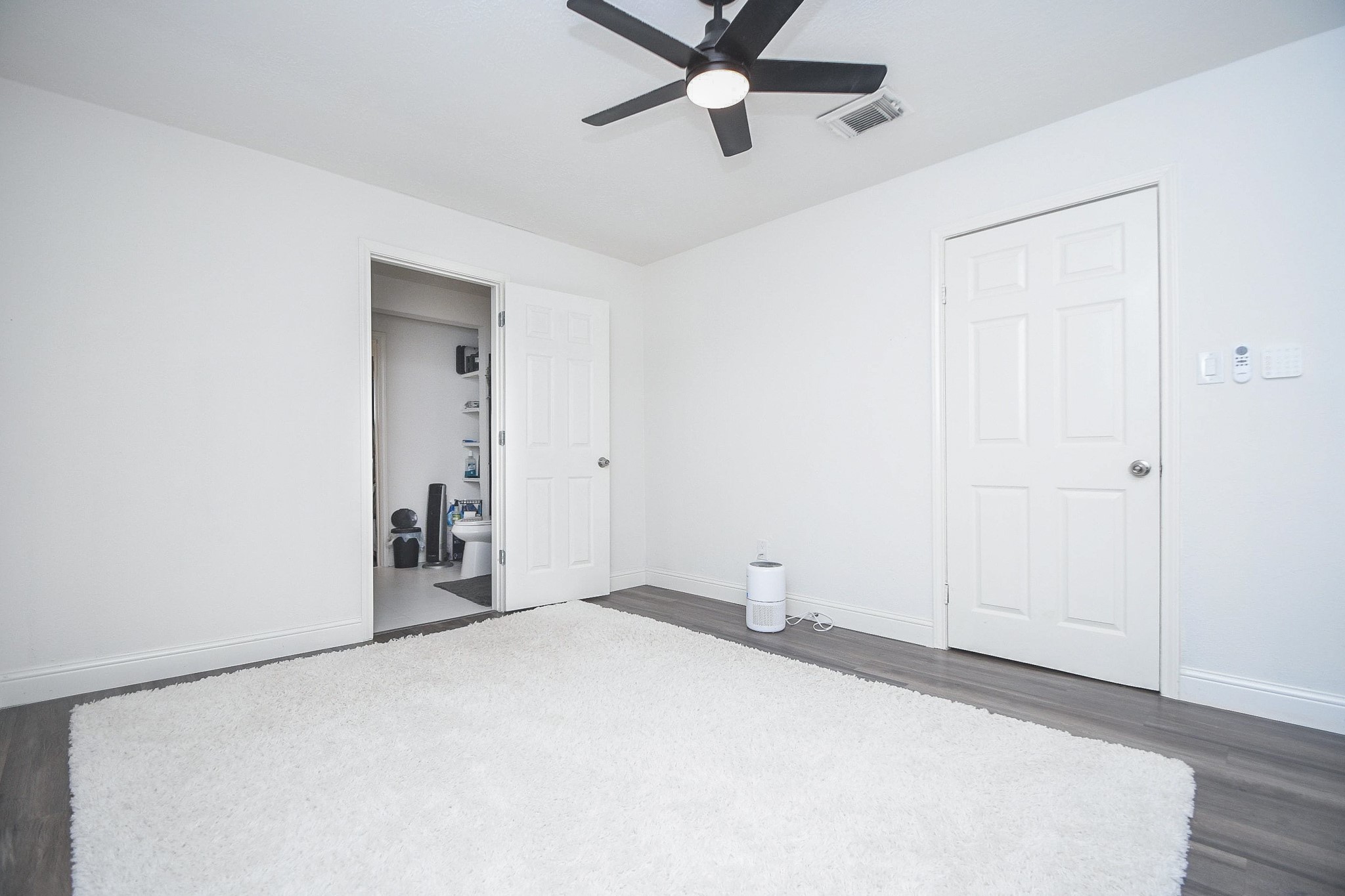 11443 Newbrook Drive Houston, TX 77072 - Photo 17 of 31