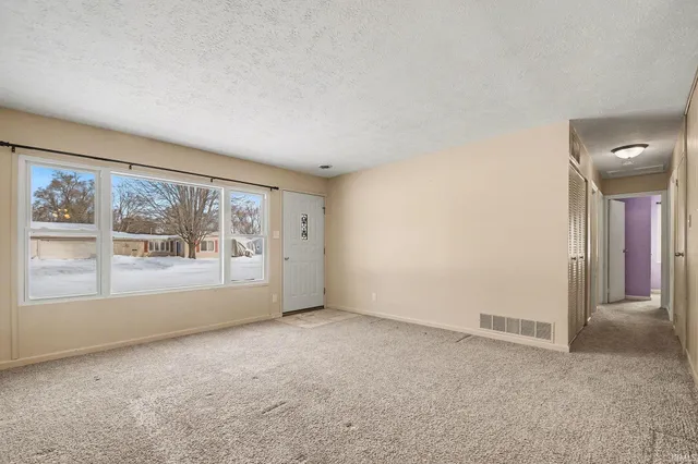 $200,000 | 15638 Hamilton Street, Granger, IN 46530