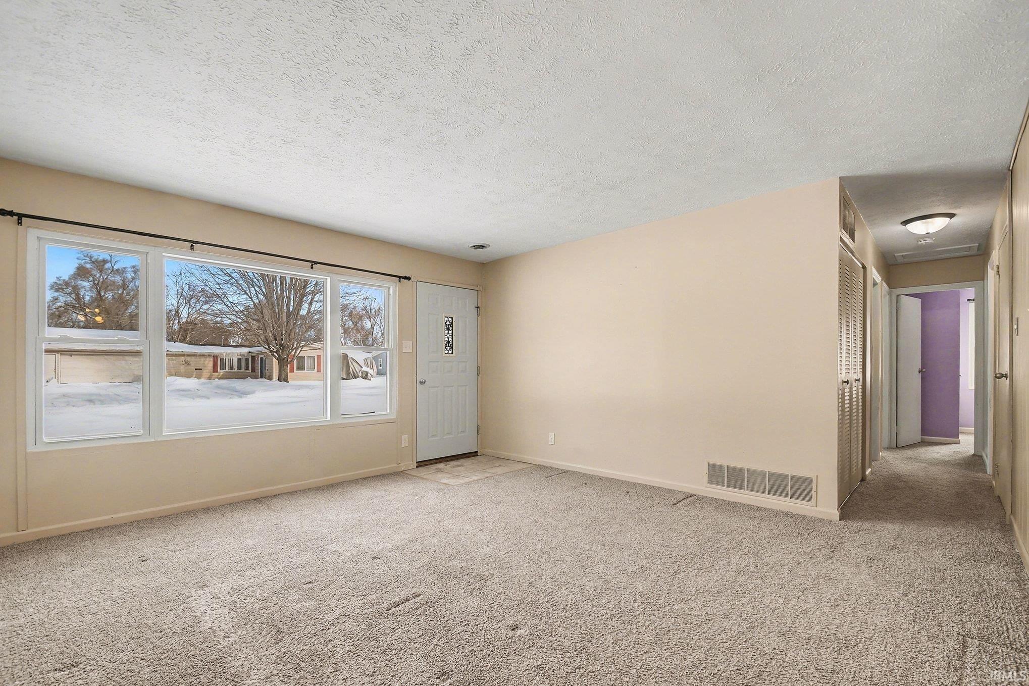 15638 Hamilton Street Granger, IN 46530 - Photo 3 of 15