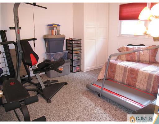 43 Harkins Road Milltown, NJ 08850 - Photo 15 of 25 Gallery Image 15