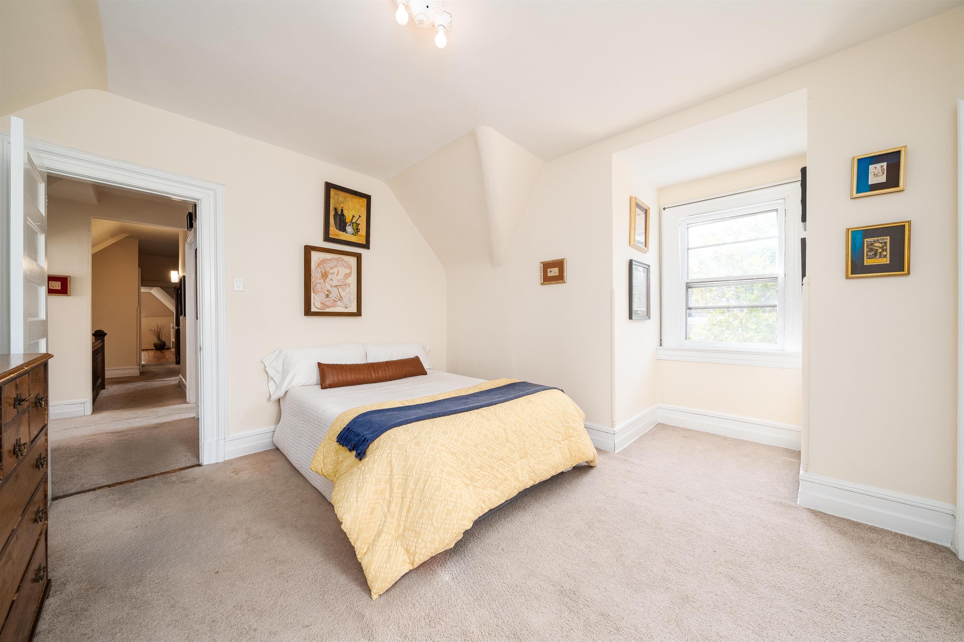 901 Castle Point Terrace Hoboken, NJ 07030 - Photo 22 of 40 a bedroom with a bed and a window