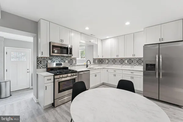 $429,999 | 1525 Morris Road Southeast, Washington, DC 20020