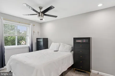 $429,999 | 1525 Morris Road Southeast, Washington, DC 20020