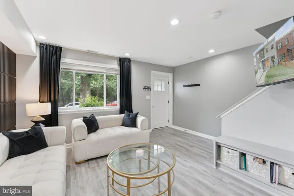 $429,999 | 1525 Morris Road Southeast, Washington, DC 20020