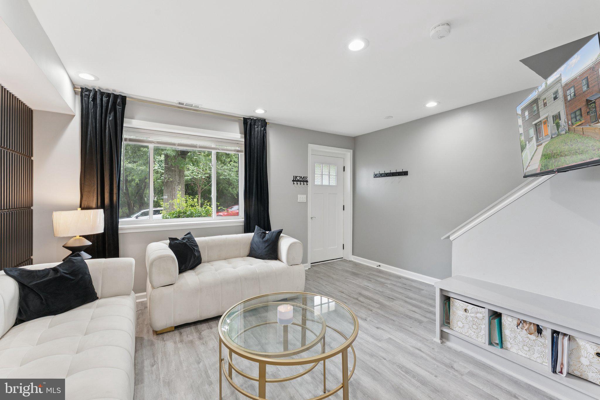 1525 Morris Road Southeast Washington, DC 20020 - Photo 4 of 30