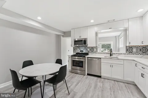 $429,999 | 1525 Morris Road Southeast, Washington, DC 20020