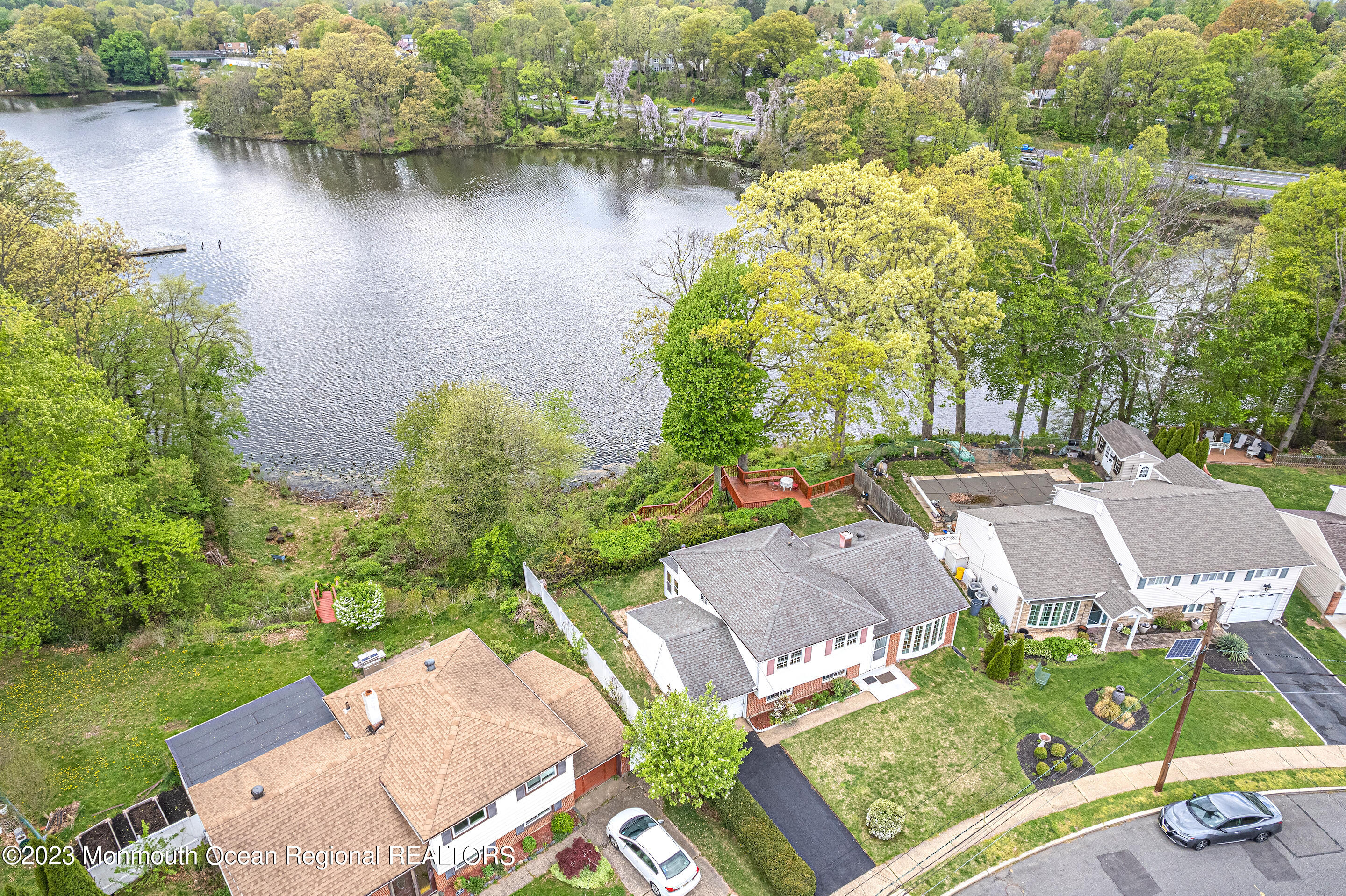 10 Ovington Drive Hamilton, NJ 08620 - Photo 9 of 32 10 Ovington Photos-26