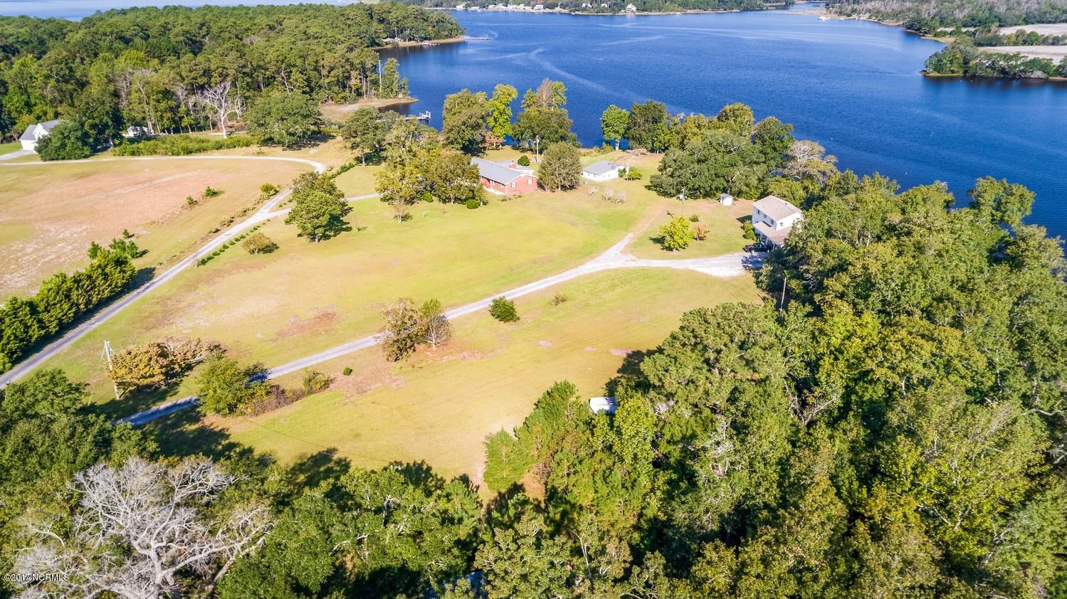 482 Vfw Road Cedar Point, NC 28584 - Photo 1 of 6 Chill Photo (8)