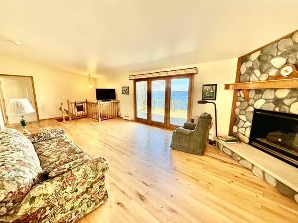 $1,300,000 | 827 Highway 45, Pelican Lake, WI 54463