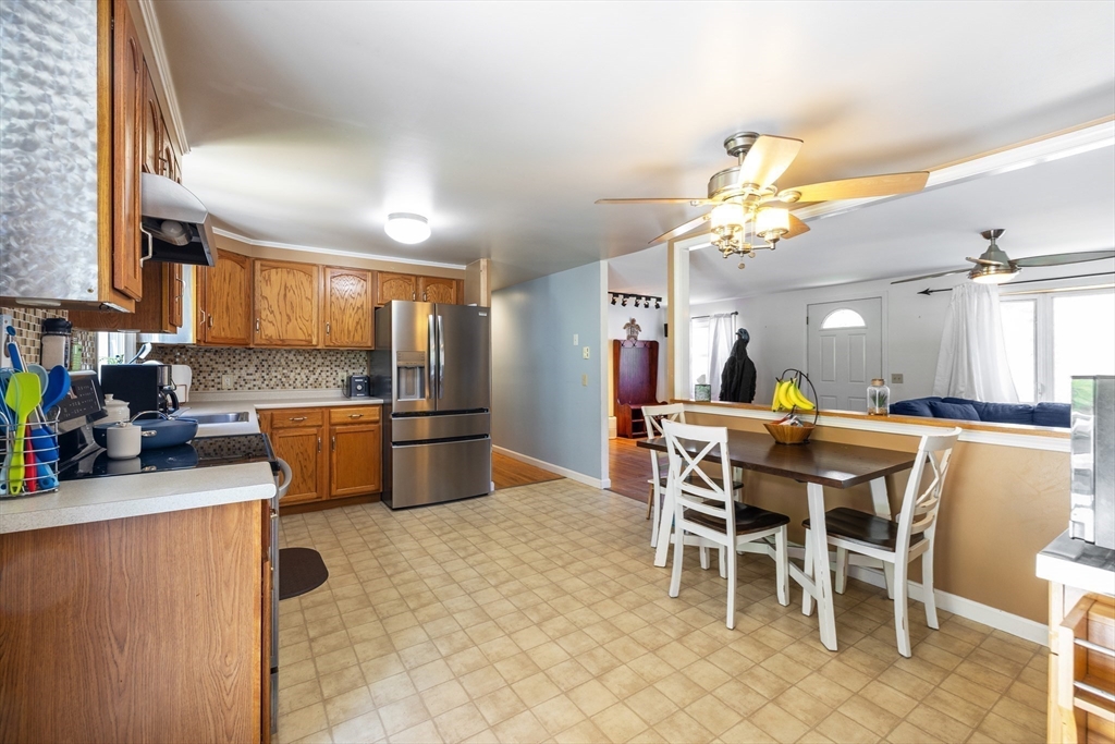 81 Sandy Hill Road Northampton, MA 01062 - Photo 11 of 33 Gallery Image 11