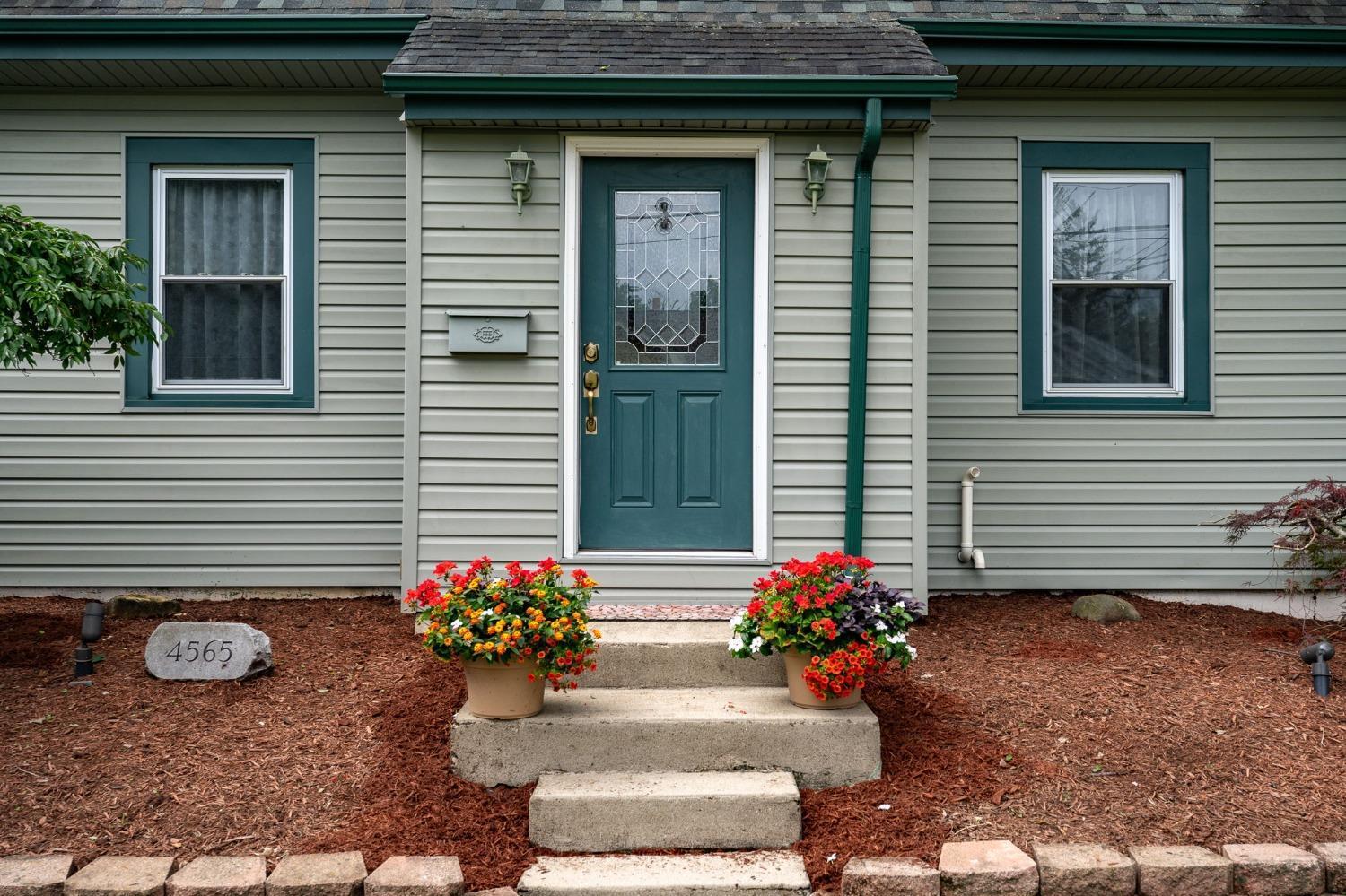4565 Buxton Road Cincinnati, OH 45242 - Photo 4 of 38 Gallery Image 4