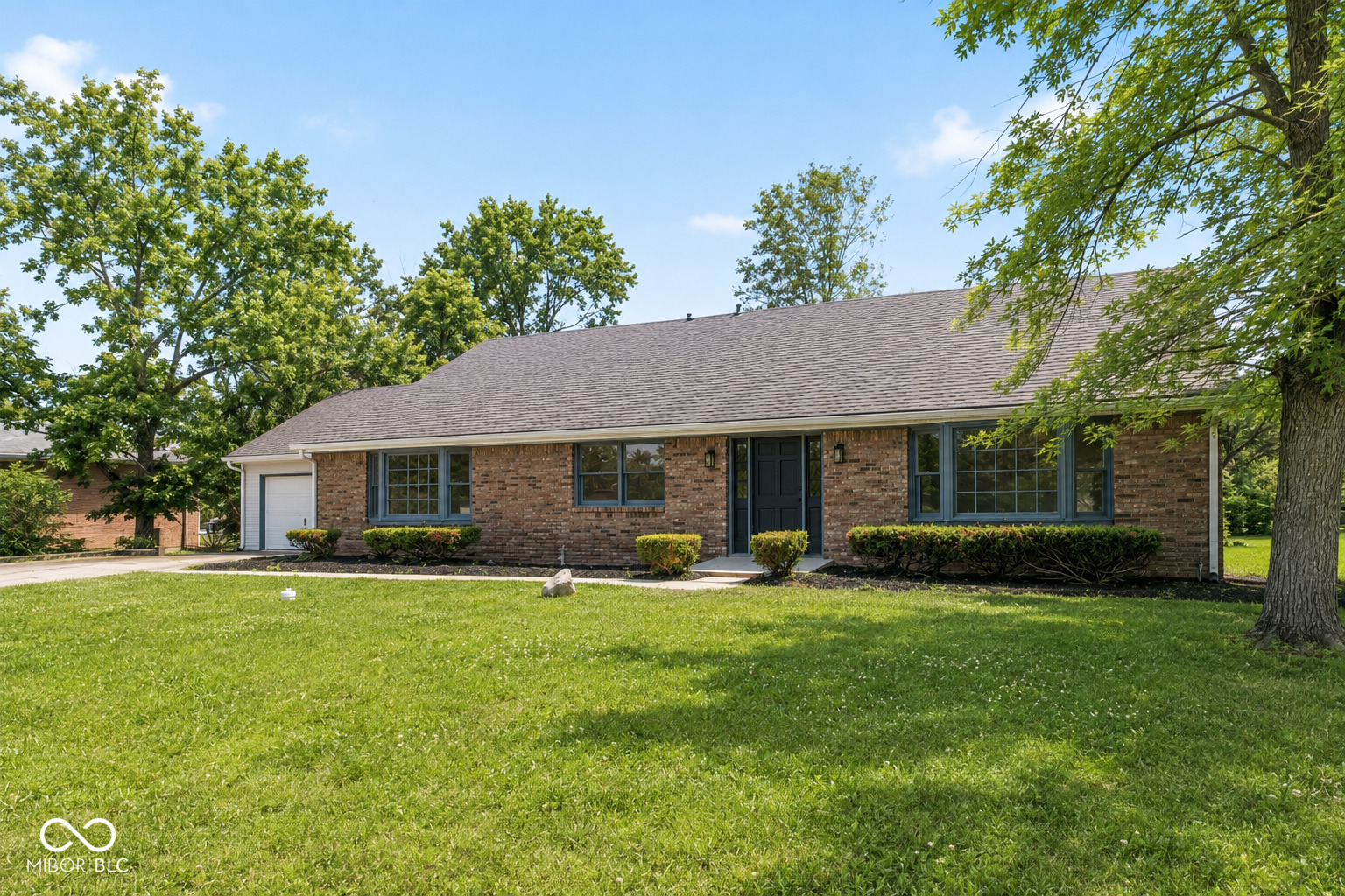 5441 North Kenmore Road Indianapolis, IN 46226 - Photo 1 of 29 Gallery Image 1