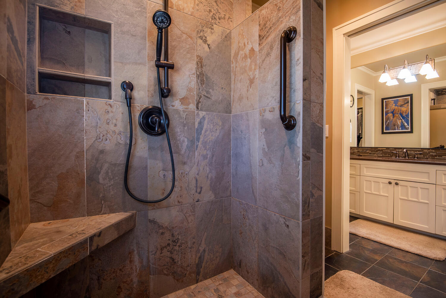 69950 Cowboy Jones Road Sisters, OR 97759 - Photo 27 of 57 Double Walk in Shower