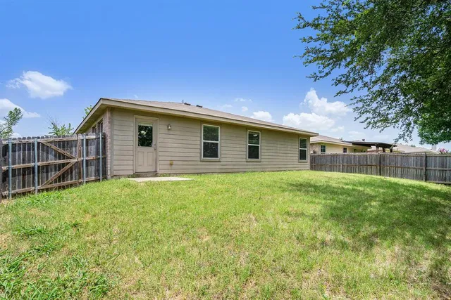 $389,000 | 2421 Gabriel Drive, McKinney, TX 75071