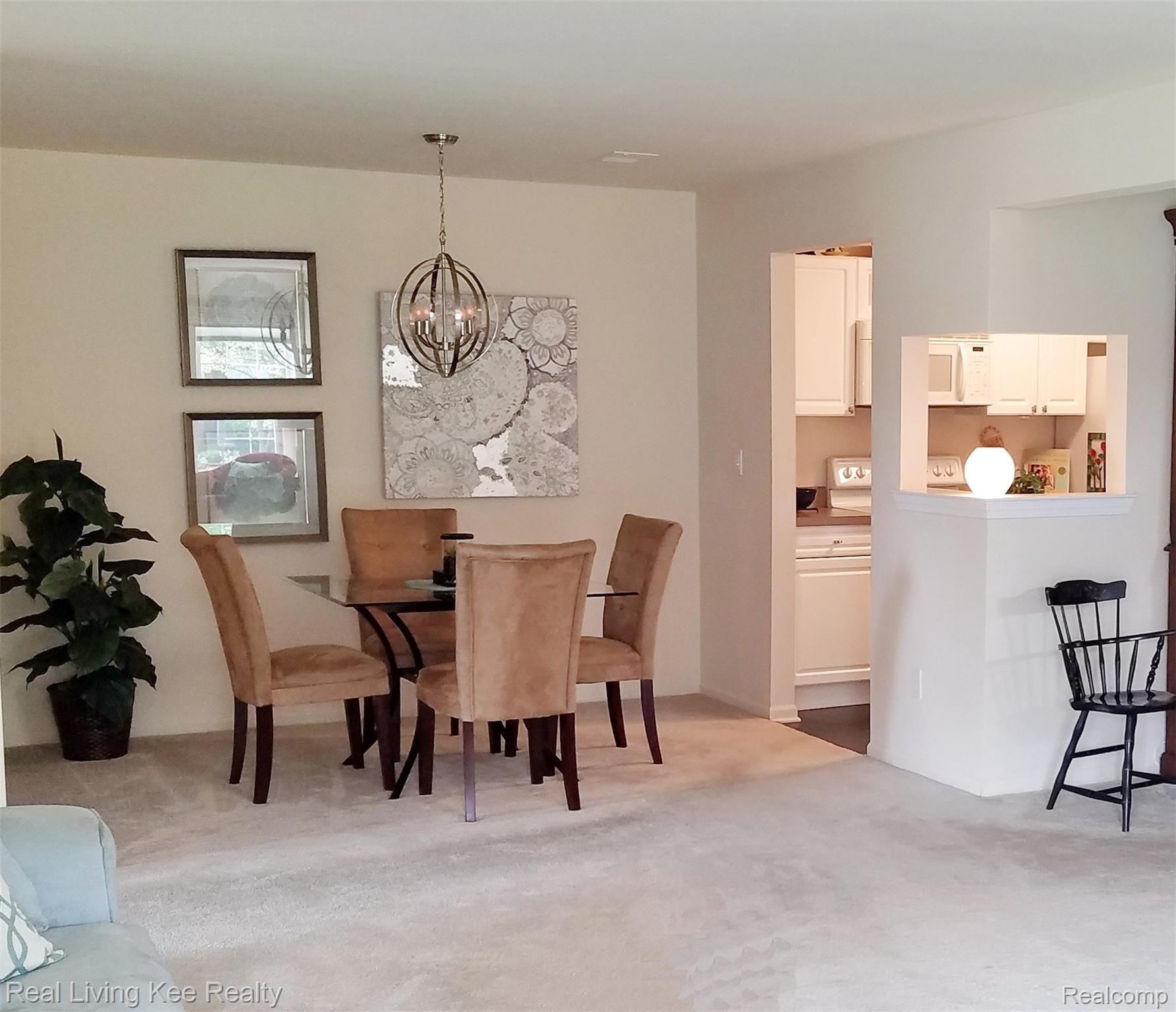 3520 Oakmonte Boulevard Rochester, MI 48306 - Photo 7 of 25 Dining Rm 2.jpg