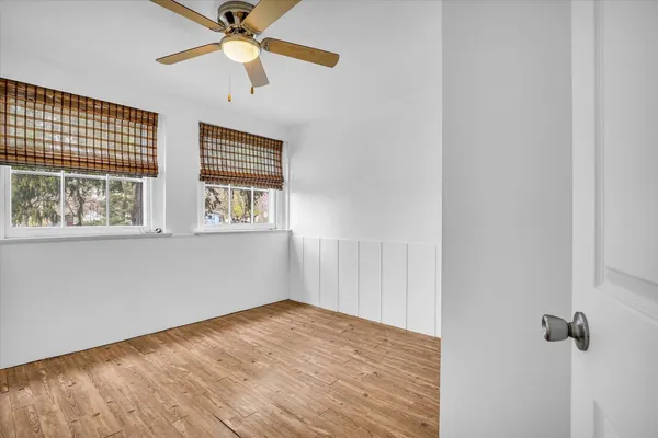 $315,000 | 325 West South 3rd Street, De Land, IL 61839