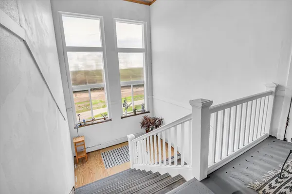 $315,000 | 325 West South 3rd Street, De Land, IL 61839