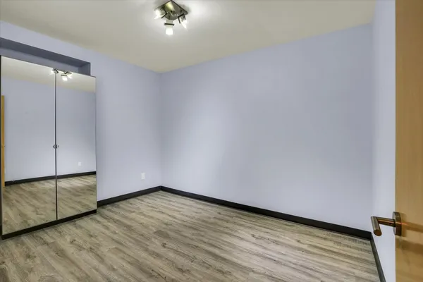 $315,000 | 325 West South 3rd Street, De Land, IL 61839