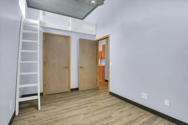 $315,000 | 325 West South 3rd Street, De Land, IL 61839