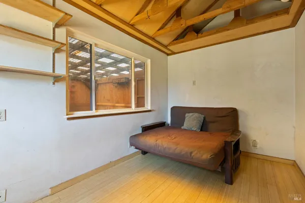 $299,000 | 21168 Jerusalem Grde, Lower Lake, CA 95457