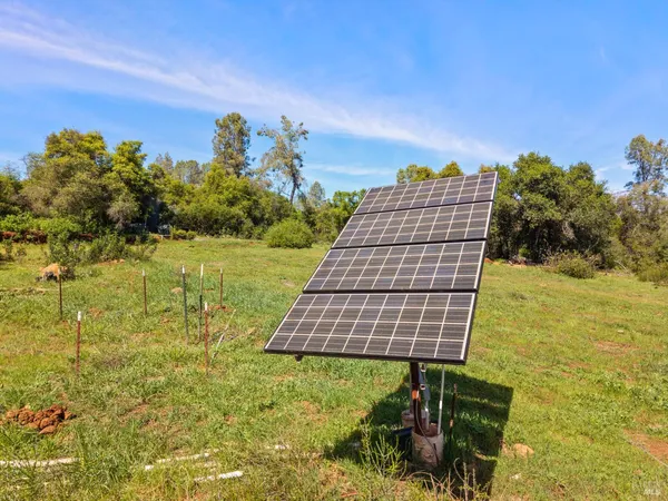 $299,000 | 21168 Jerusalem Grde, Lower Lake, CA 95457