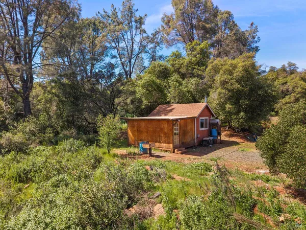 $299,000 | 21168 Jerusalem Grde, Lower Lake, CA 95457