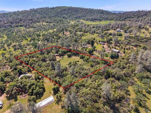 $299,000 | 21168 Jerusalem Grde, Lower Lake, CA 95457